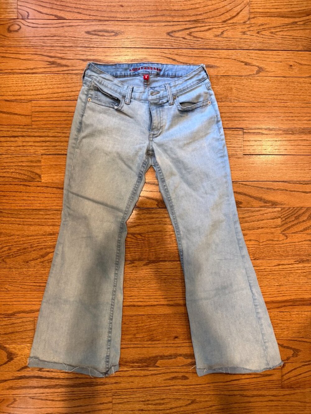 Lucky. Brand Jeans Sz 6 (Waist 28) Low Waisted Flare